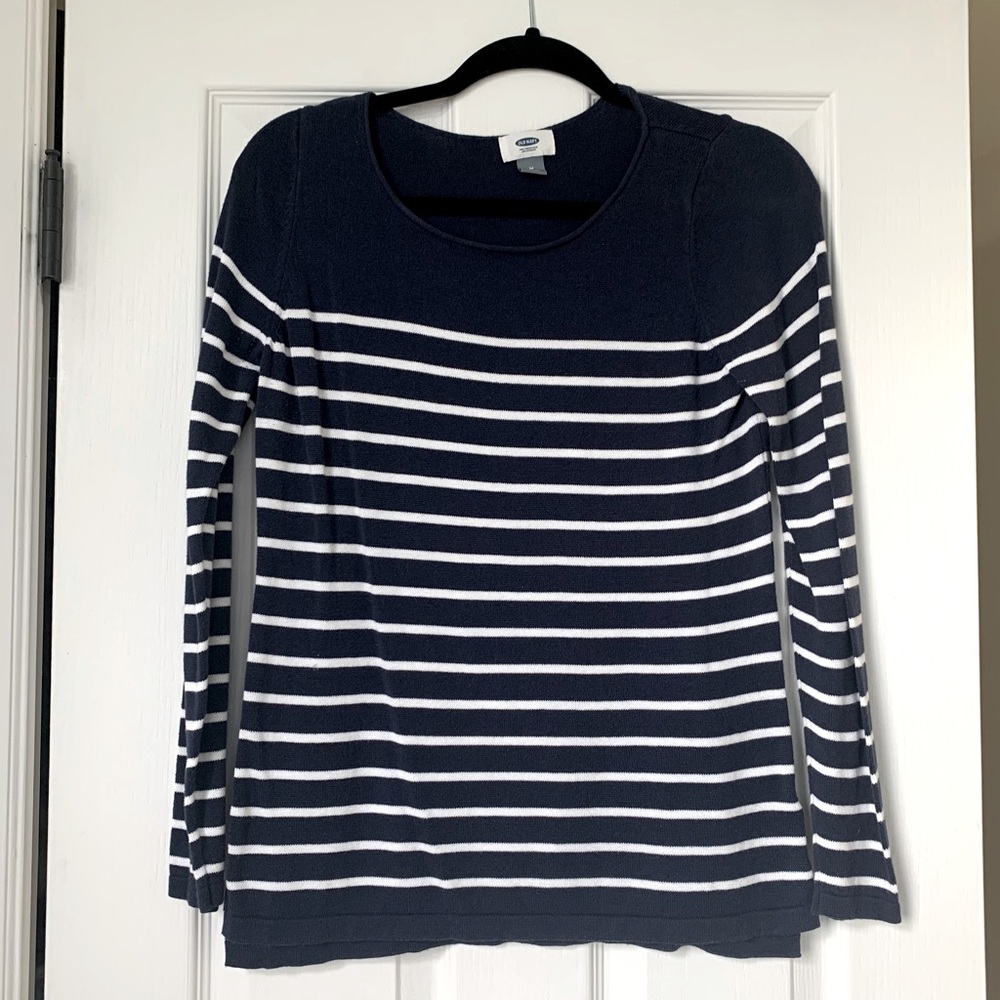 Old Navy Sweater